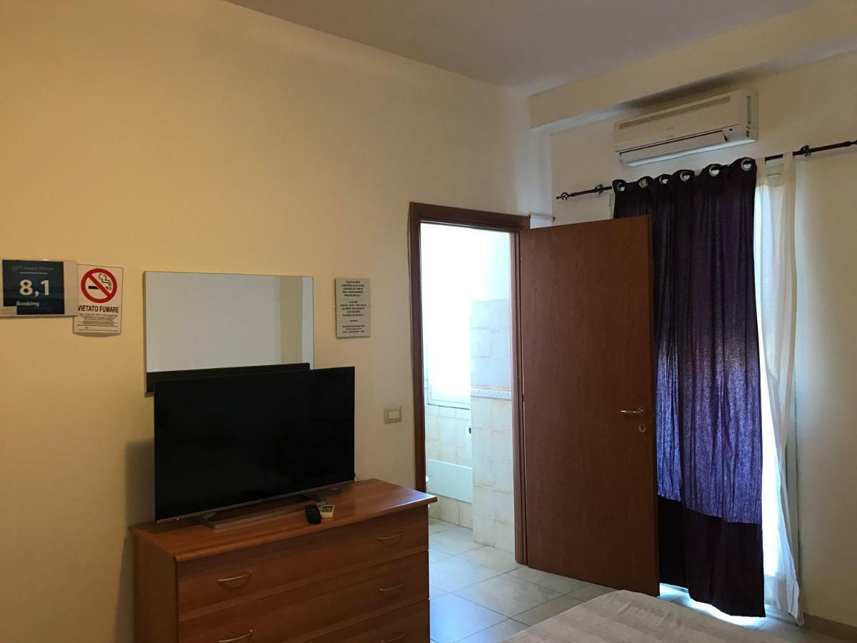 Bed & Breakfast B&B Cagliari Ariosto *