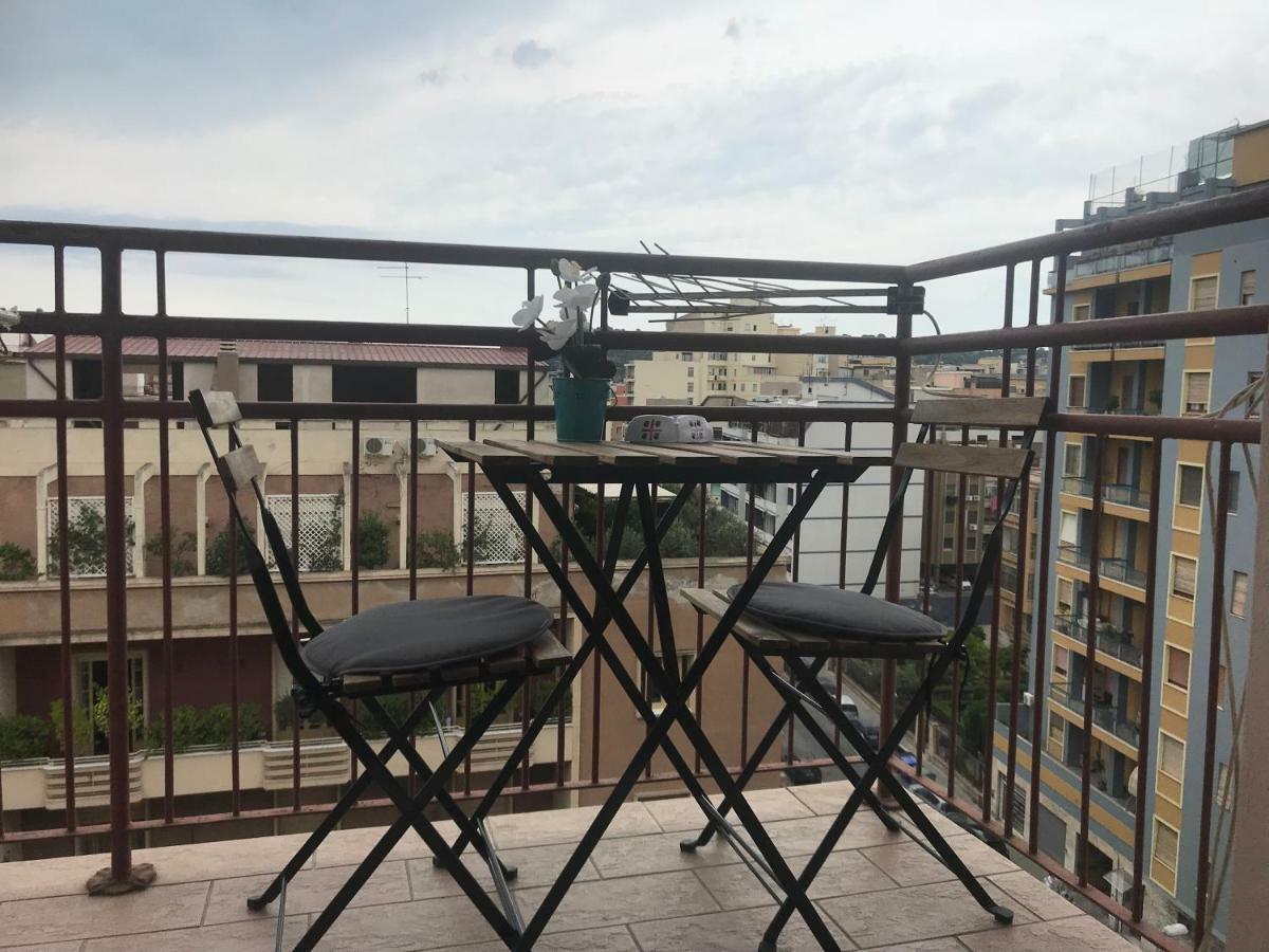 B&B Cagliari Ariosto Couette-café